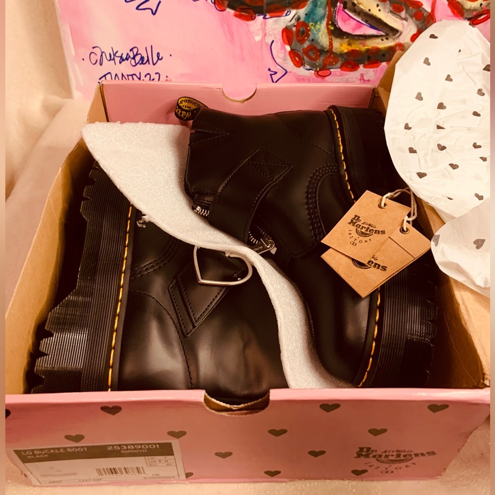Dr Marten x Lazy Oaf Pre-Loved Lo Buckle Boot - Picture 9 of 10